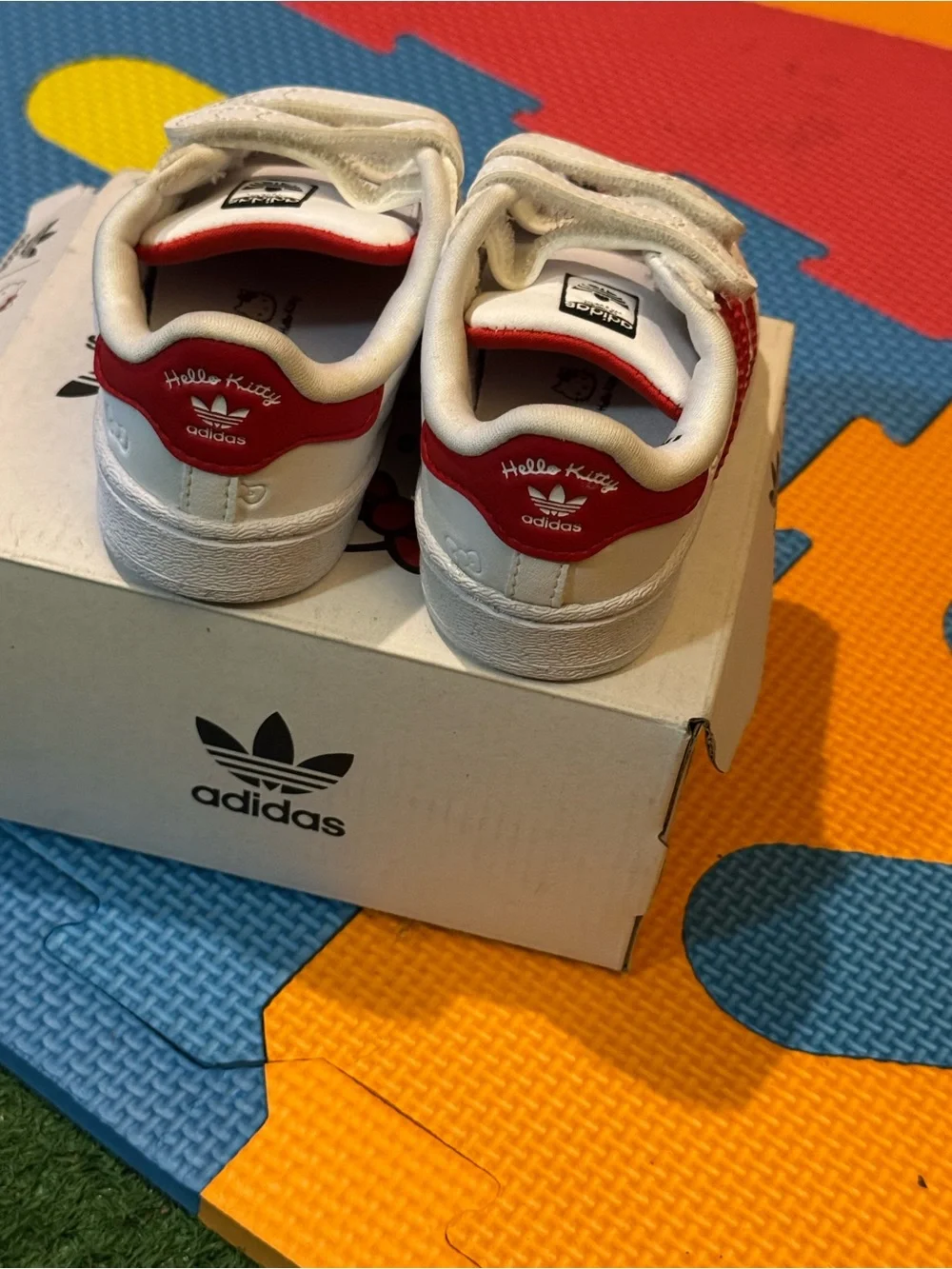 adidas Hello Kitty Collectible Box in White and Red Size 4k Great Condition